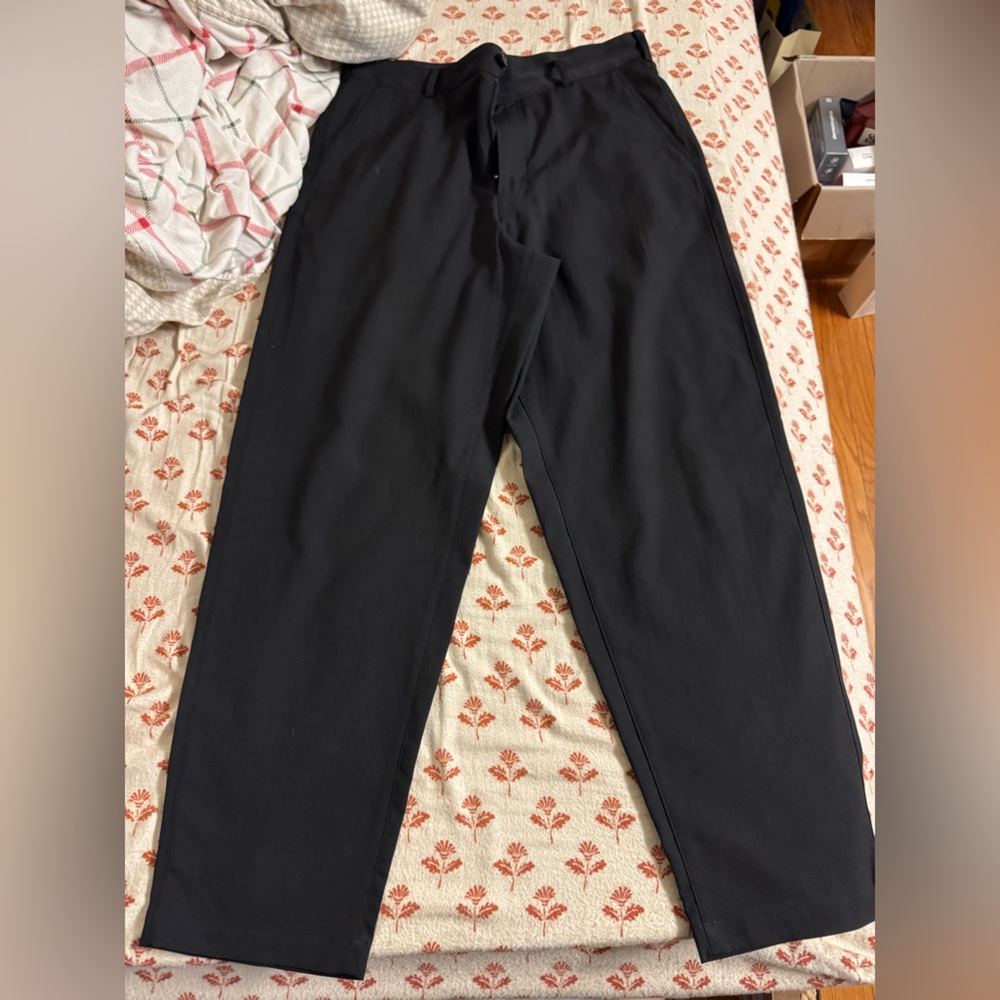 Uniqlo U ankle pants in black